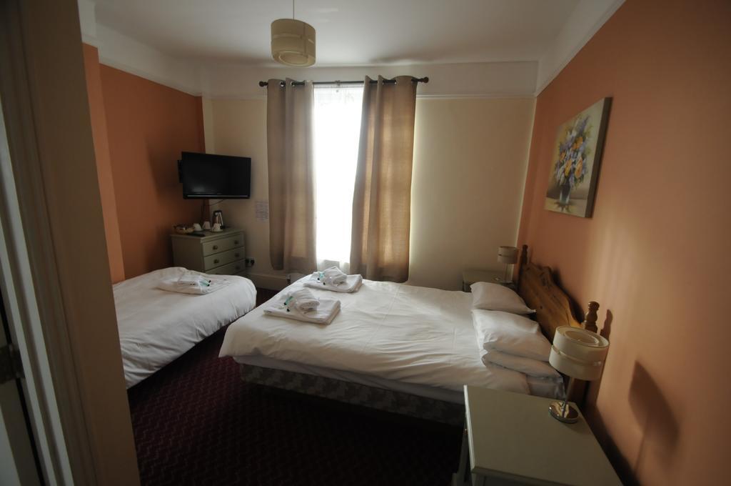 Royal Oak Hotel Хоукхърст Екстериор снимка