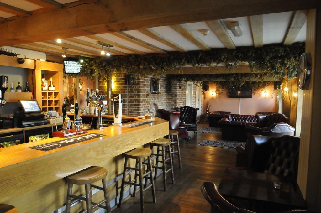 Royal Oak Hotel Хоукхърст Екстериор снимка